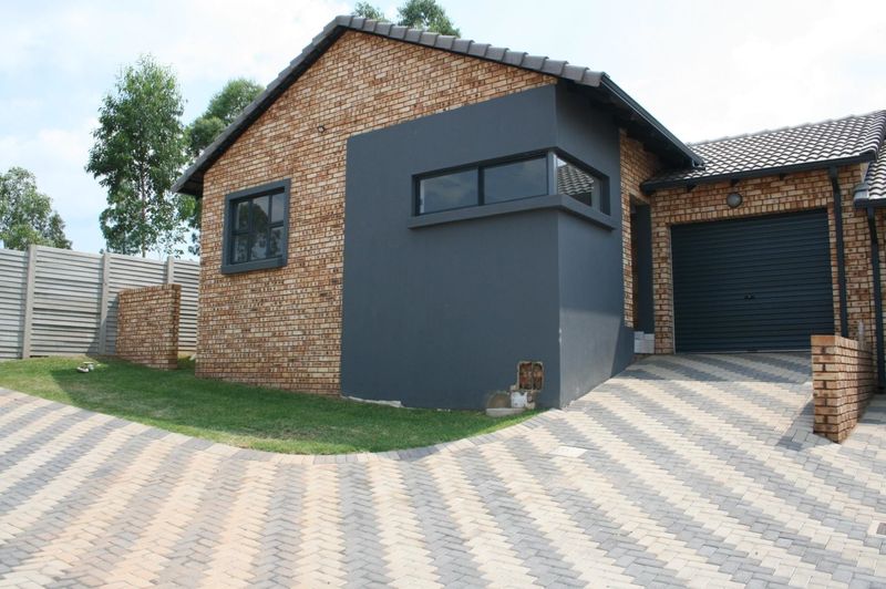House in Roodepoort now available