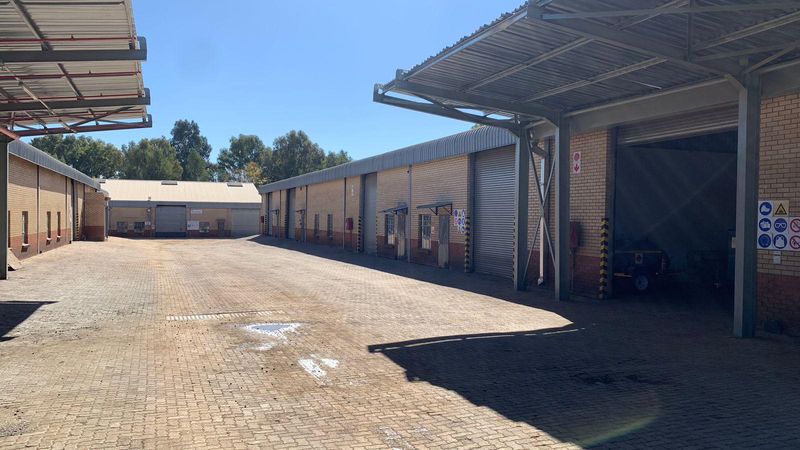 MAGGS STREET | WAREHOUSE TO LET | WALTLOO | PRETORIA EAST | PRETORIA