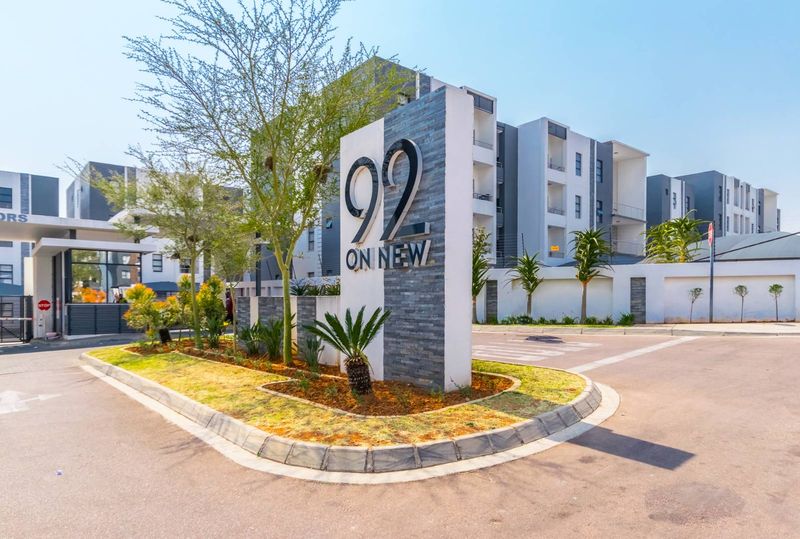 Luxurious 2 bedroom 2 bathroom apartment for sale in Midrand