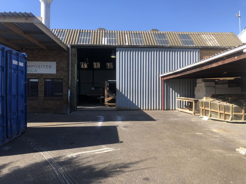Warehouse TO LET in Montague Gardens