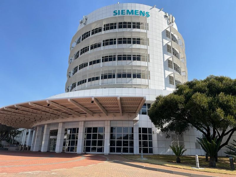 Siemens Campus | Prime Office Space to Let in Halfway Gardens, Midrand