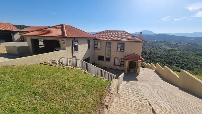 MODERN SPACIOUS HOME WITH INVESTMENT OPPORTUNITY