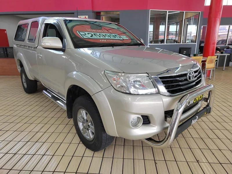 2014 Toyota Hilux 2.7 VVT-i 4x4 SRX for sale!PLEASE CALL SHOWCARS&#64;0215919449