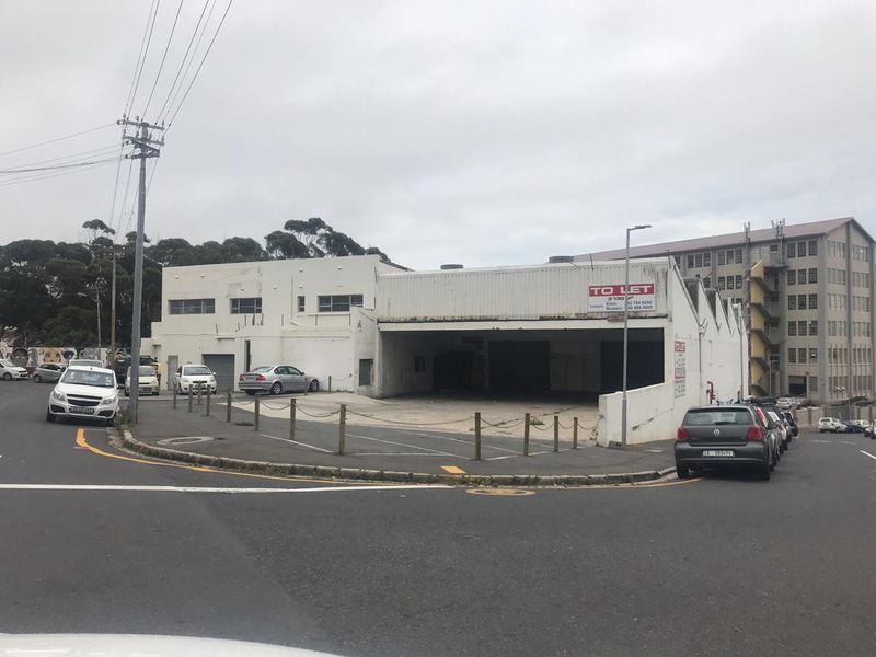 3140SQM Rare Industrial warehouse to Let in the Heart of Woodstock