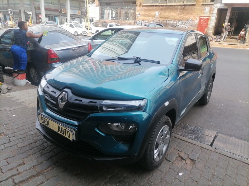 2021 Renault Kwid 1.0 Dynamique, Green with 71000km available now!