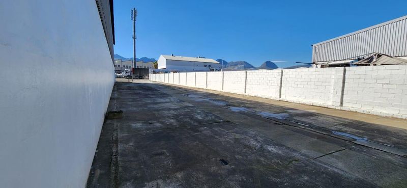 Anterama Park | Industrial Yard To Rent in Drommedaris Street