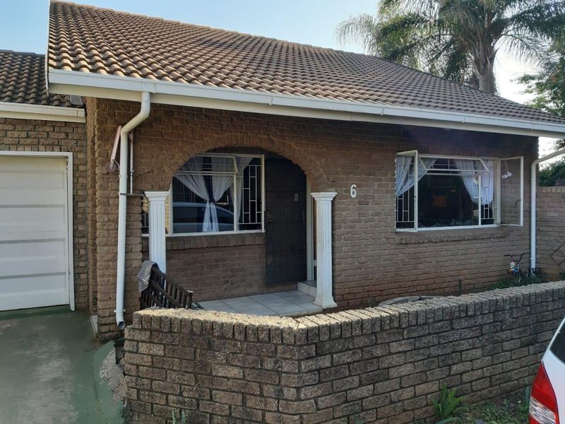 House in Rustenburg Central For Sale