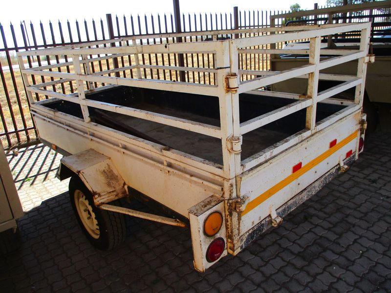 750kg Utility Trailer With Railings