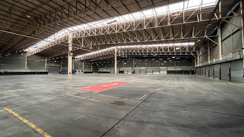 22094 SQM WAREHOUSE NON A 105,710SQM STAND TO LET