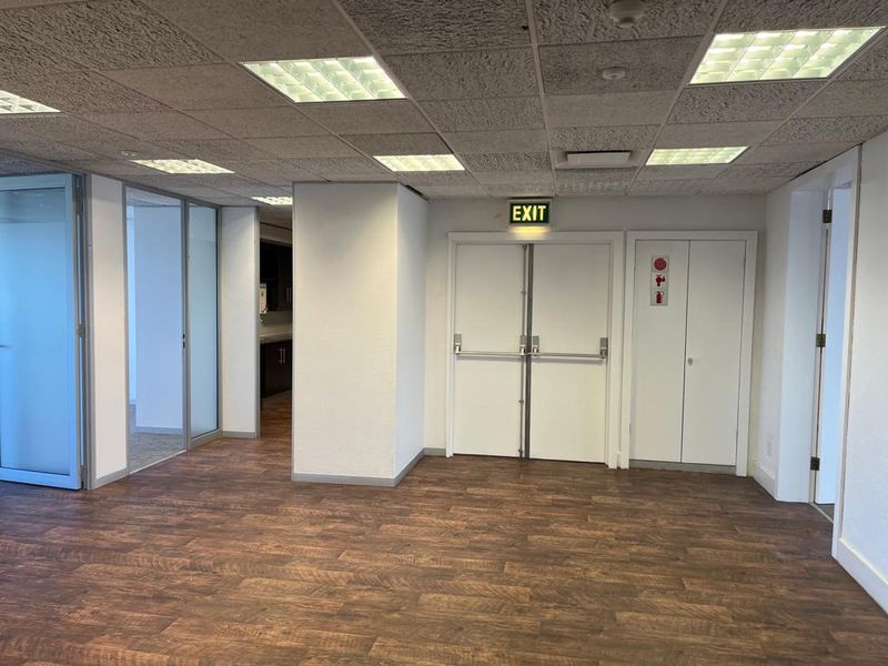 PAARL | A-GRADE OFFICE SPACE TO RENT ON BREDA STREET
