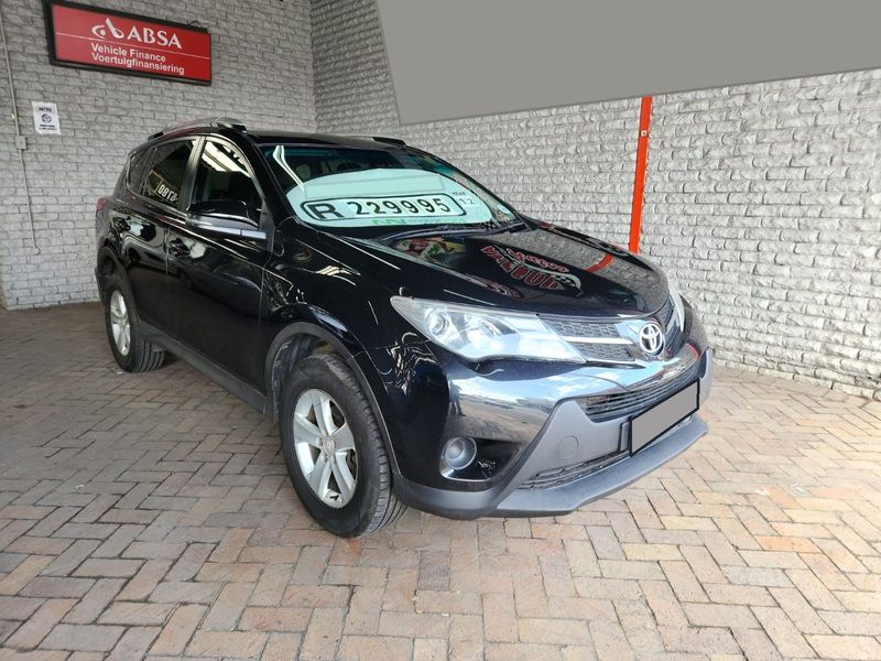 2013 Toyota RAV4 2.0 GX 4x2 CVT with 220567kms CALL RICARDO 065 930 6184