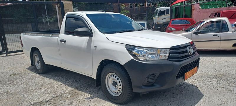 2021 Toyota Hilux 2.4 GD A/C, excellent condition, full service history from agent,  58000km, R20990