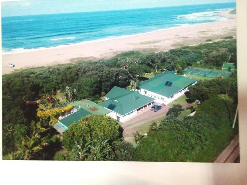 Large dream holiday home for sale at Bazley Beach!