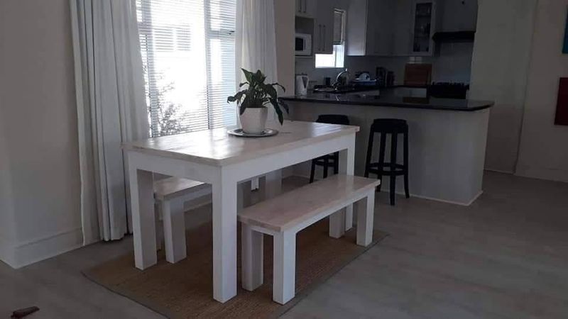 Neat and Nice Office Tables