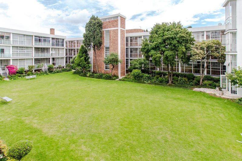 Apartment in Dunkeld West For Sale