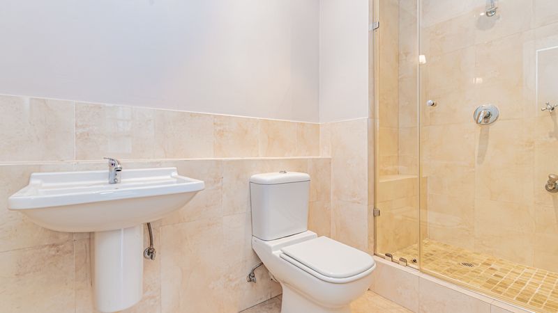 2 Bedroom apartment in Johannesburg Central To Rent