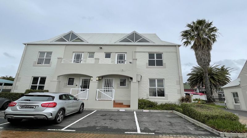 77m2 Offices to rent in Durbanville
