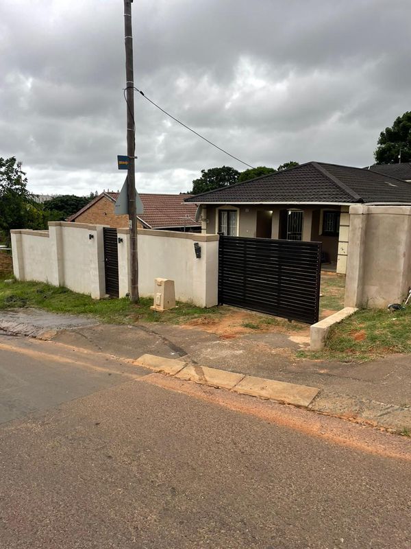 House in Lamontville To Rent