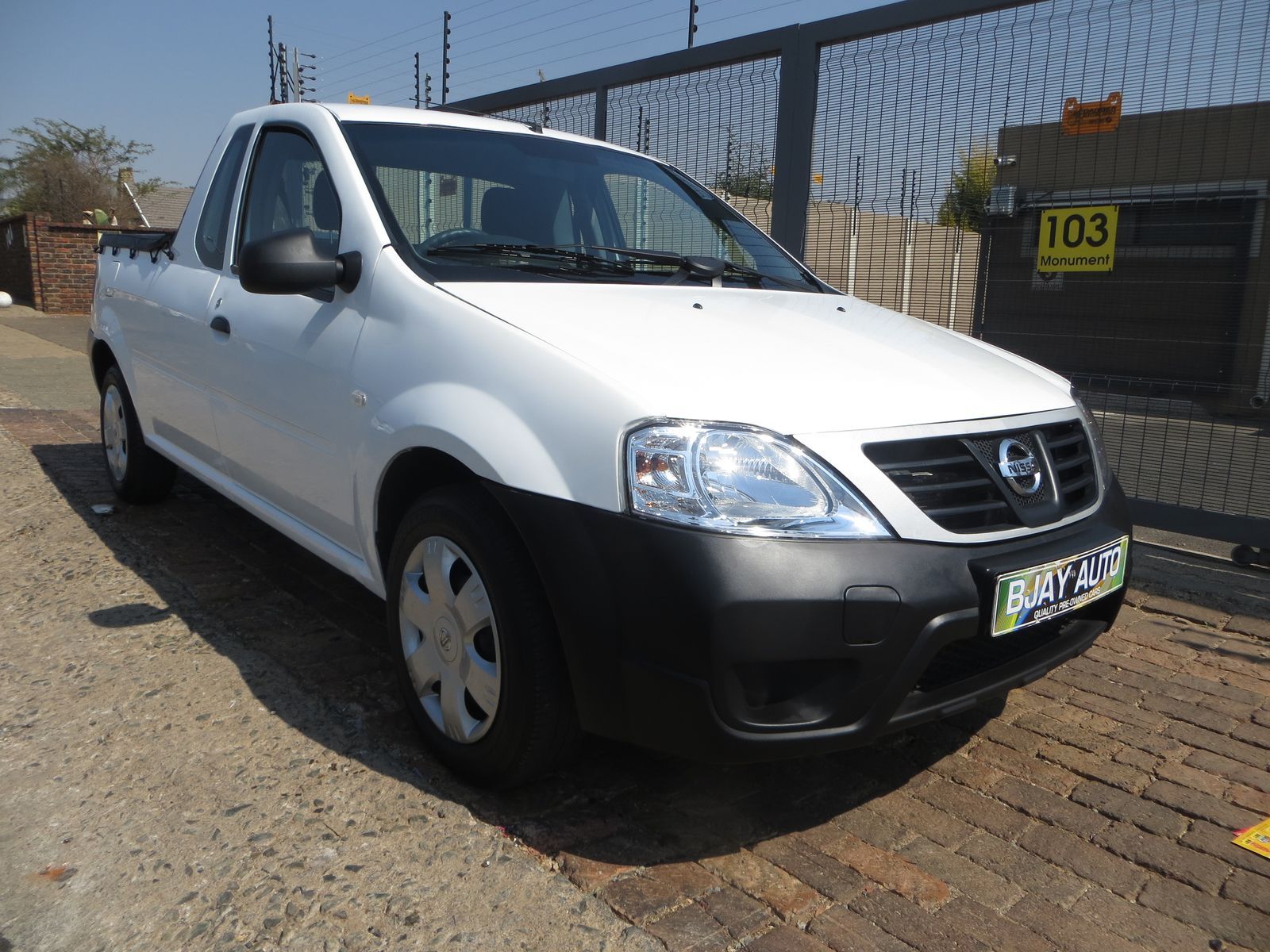 2020 Nissan NP200 1.5 dCi A/C + Safety Pack, White with 63000km ...