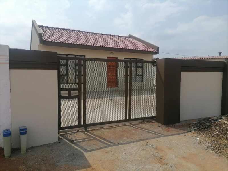 House for sale in Tsakane