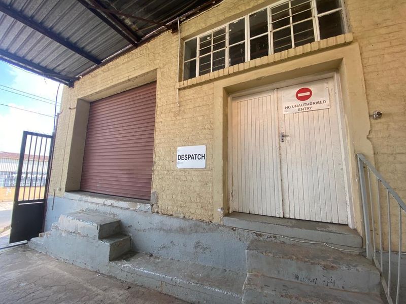 Industrial facility for rent in Industria North