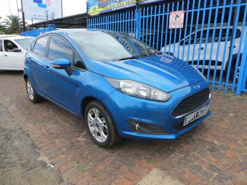 2017 Ford Fiesta 1.0 EcoBoost Trend, Blue with 73000km available now!