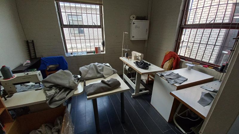 Mini units for sale in Rosenpark - Tyger valley