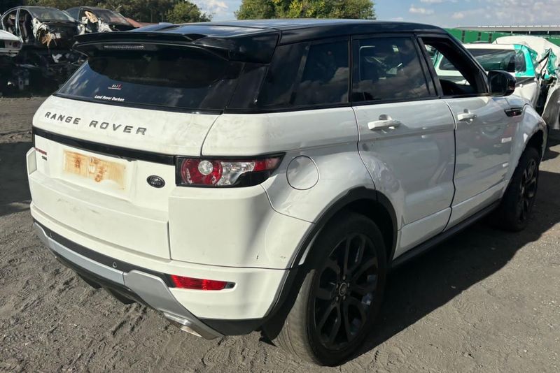 RANGE ROVER EVOQUE 2.OLT T AWD 2015 FOR STRIPPING