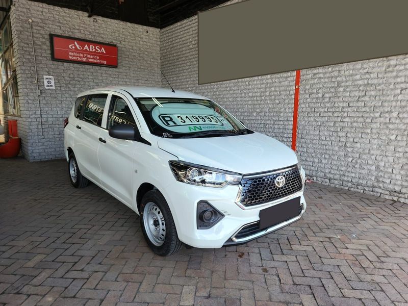 2024 Toyota Rumion MY21.10 1.5 S with ONLY 1060kms CALL JOOMA 071 584 3388