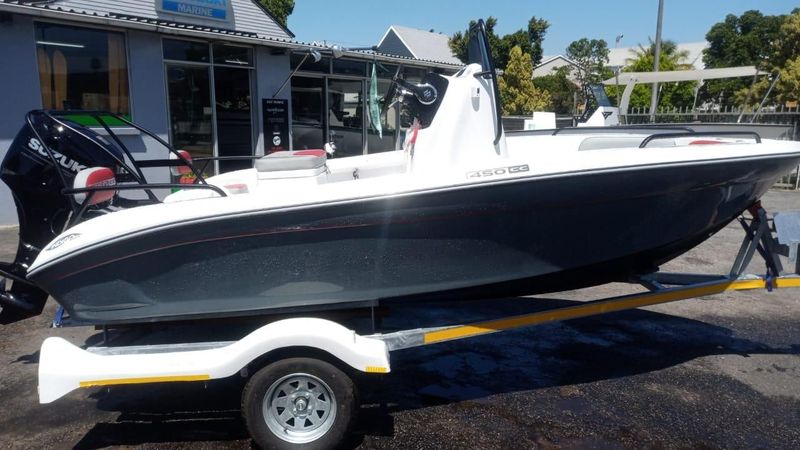 New 450CC Center Console with 60HP Suzuki Four Stroke