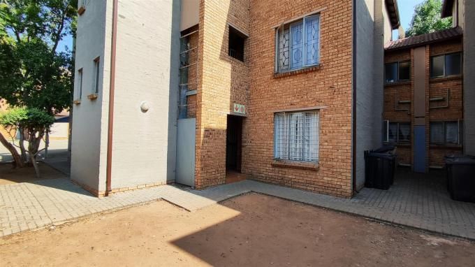 2 Bedroom with 2 Bathroom Sec Title For Sale Gauteng