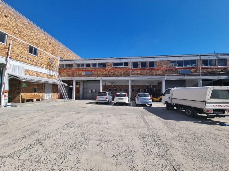 Gateway Industrial Park | Warehouse To Rent in Berkley Road, Maitland