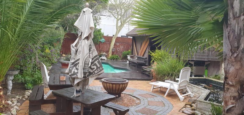 5 LOVELY FURNISHED SELF CATERING GUEST HOUSE APARTMENTS  WITH POOL DSTV INTERNET