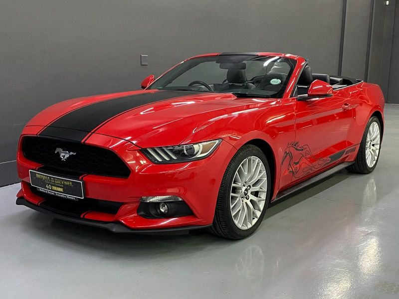 2017 Ford Mustang 2.3 EcoBoost Convertible AT