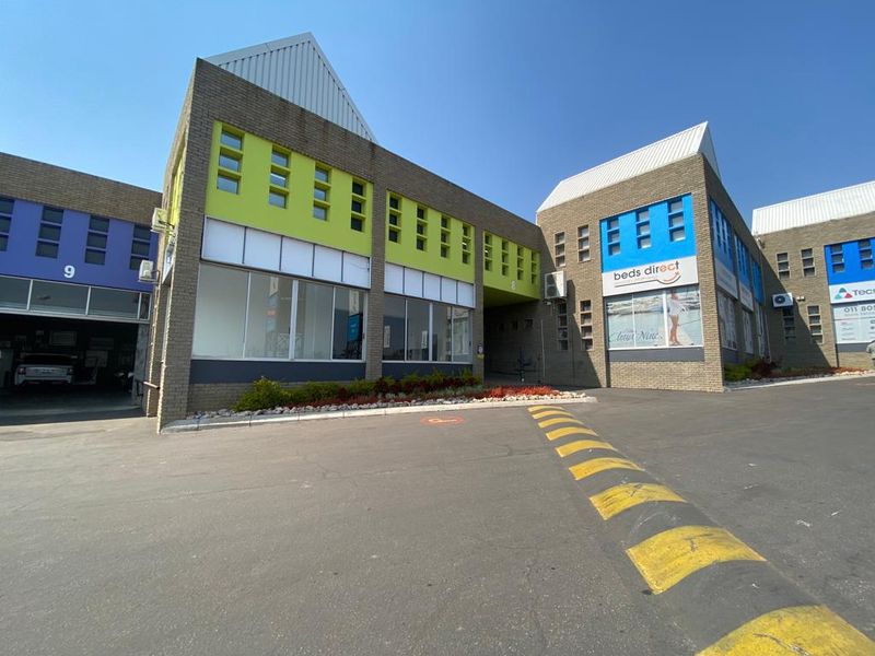 Waterfall Crossing | A grade unit for rent in Midrand