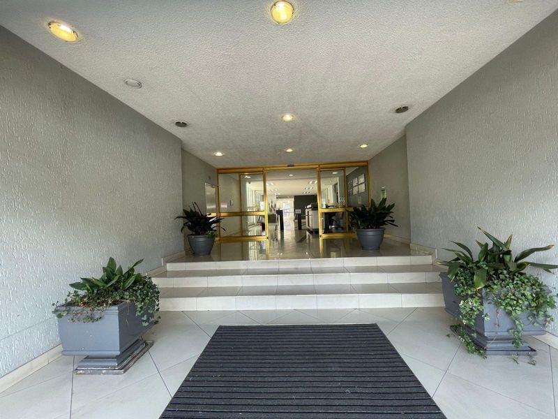 382 Jan Smuts Drive | 1st Floor Office Suite to Let in Craighall