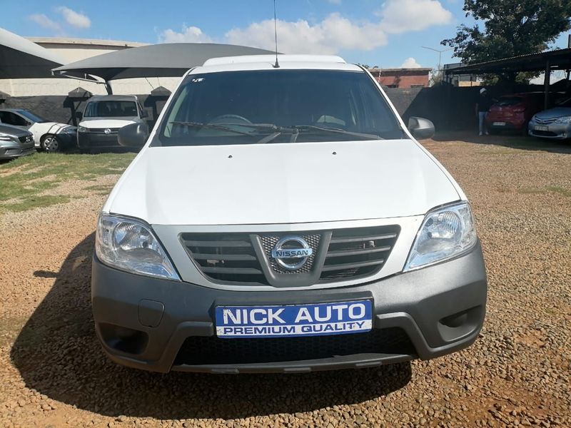 2018 Nissan NP200 1.6 8V A/C, White with 86000km available now!