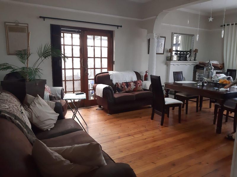3 Bedroom House for Sale in Parow R2,195,000