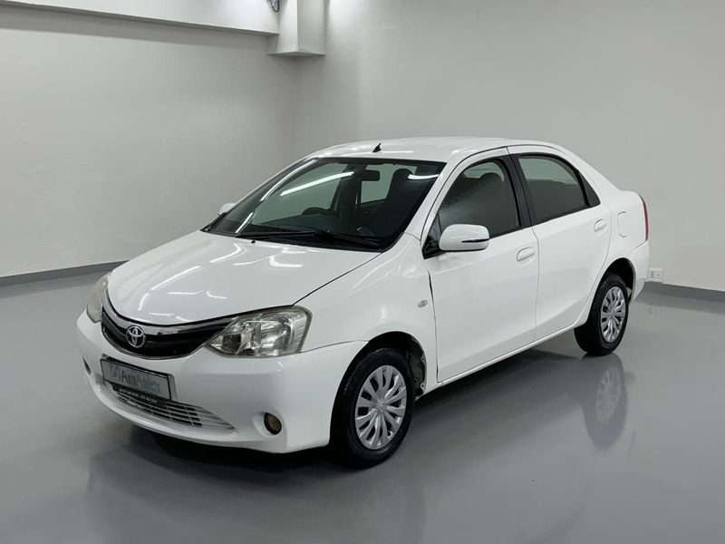 2013 Toyota Etios 1.5 SX Sprint