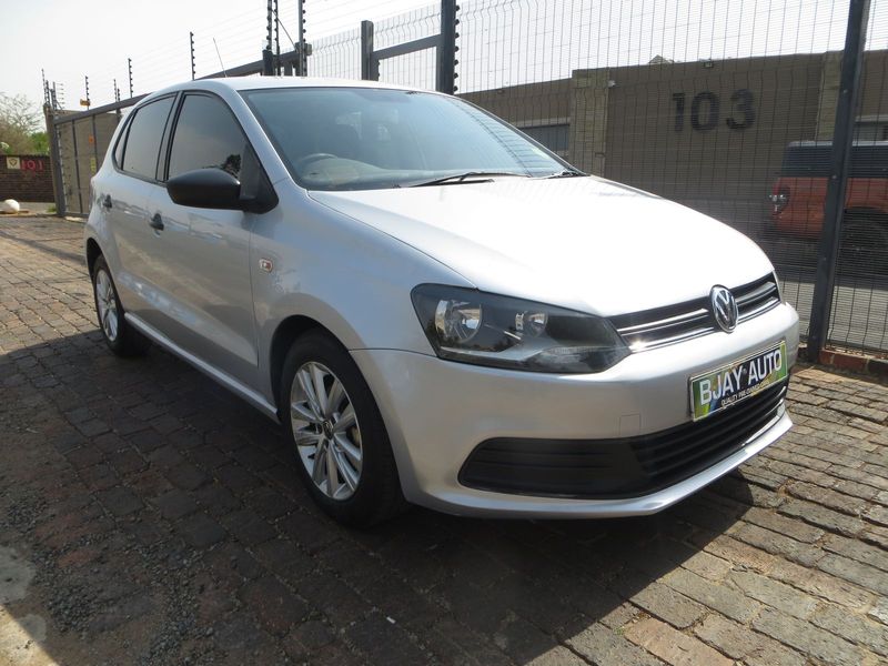 2023 Volkswagen Polo Vivo Hatch 1.4 Comfortline, Silver with 12000km available now!