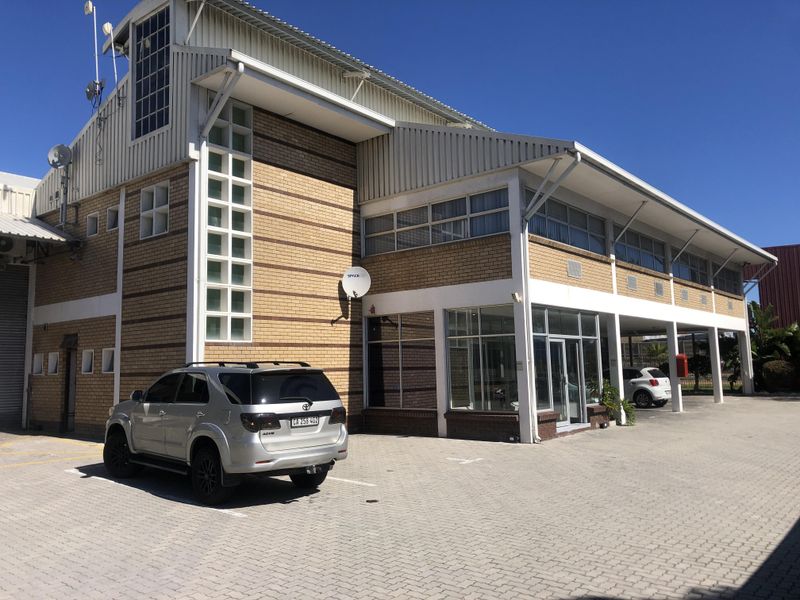 Office/Warehouse FOR SALE in Montague Gardens
