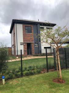 House in Kwaggasrand For Sale