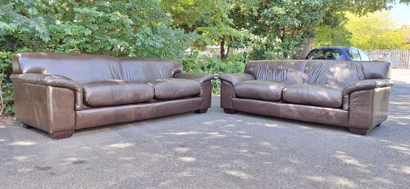 CORICRAFT Leather Lounge Suite Couches Bobby Range Large 3 and 2 seater Dark Milano Brown
