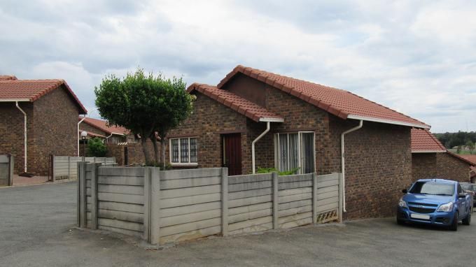 2 Bedroom with 1 Bathroom Sec Title For Sale Gauteng