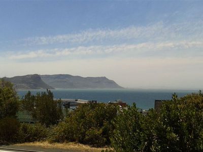 Peninsula Sea View Apartment