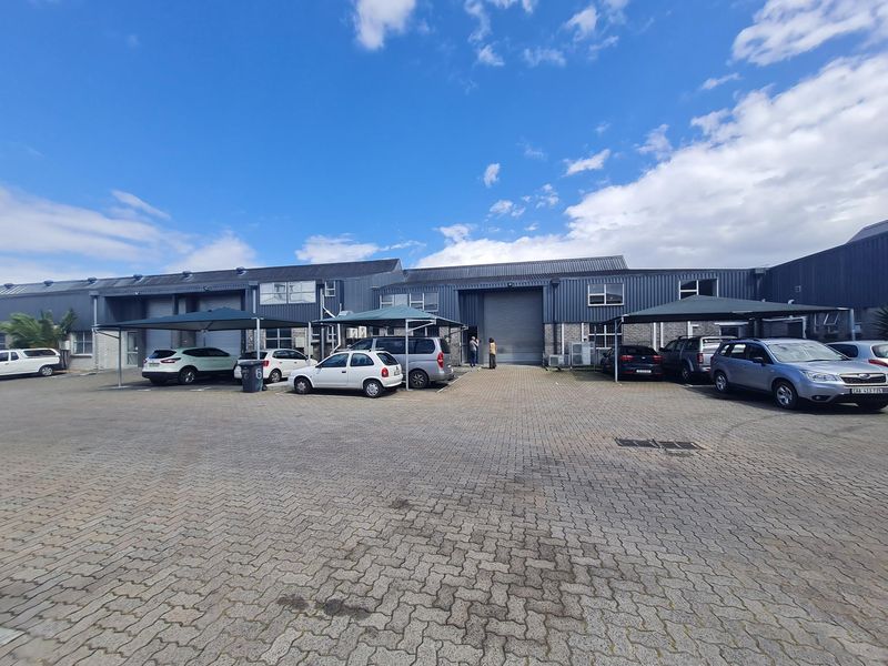 Neat clean Warehouse/office unit for Sale in Secure Business Park in Ndabeni Industrial