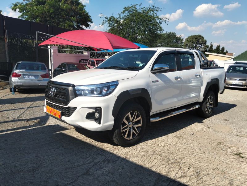 2020 Toyota Hilux 2.4 GD-6 D/Cab AT, excellent condition, full service R379900