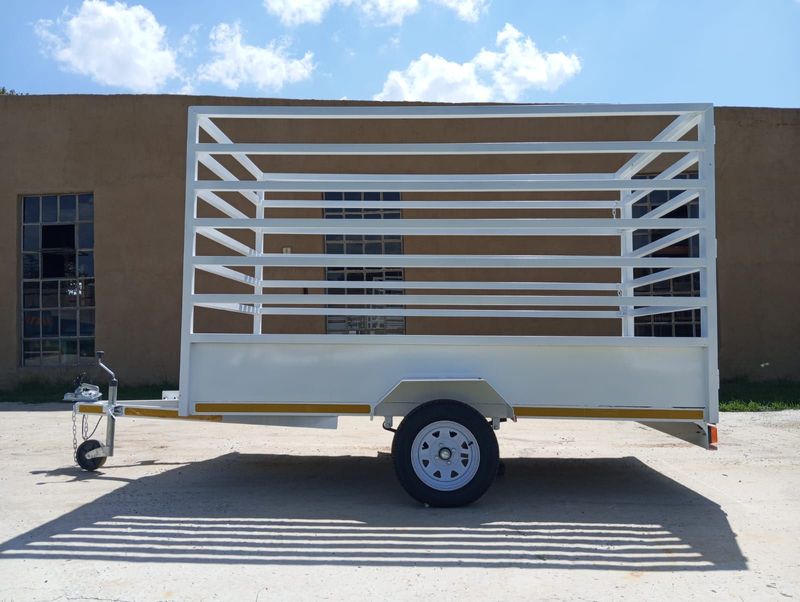 3 meter livestock trailer (no brakes)