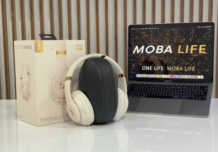 Beats Studio 3 Head Wireless Headphone(4-month warranty