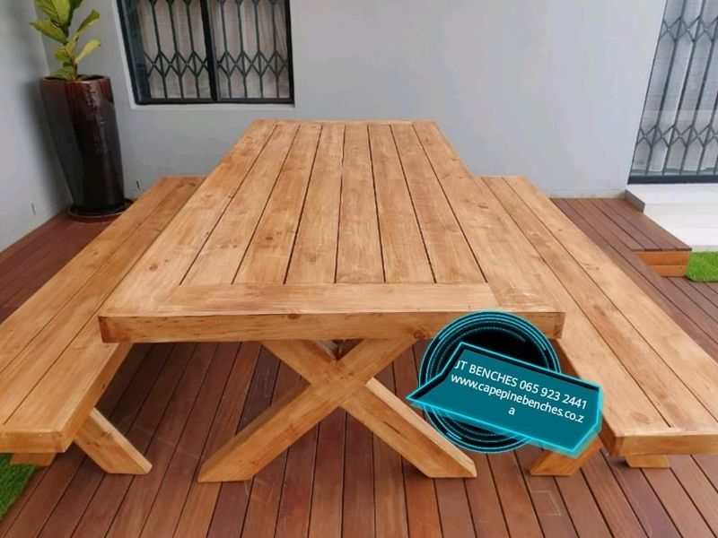 STRONG INDOOR/OUTDOOR CROSSED TABLE AND BENCHES